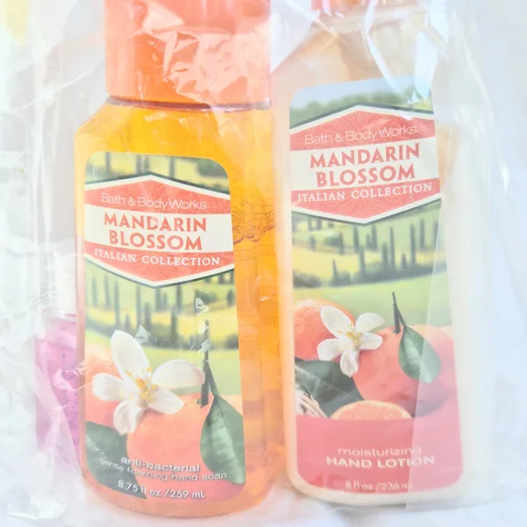Bath & Body Works Italian Collection Mandarin Blossom Hand Soap & Lotion Set - Picture 3 of 7